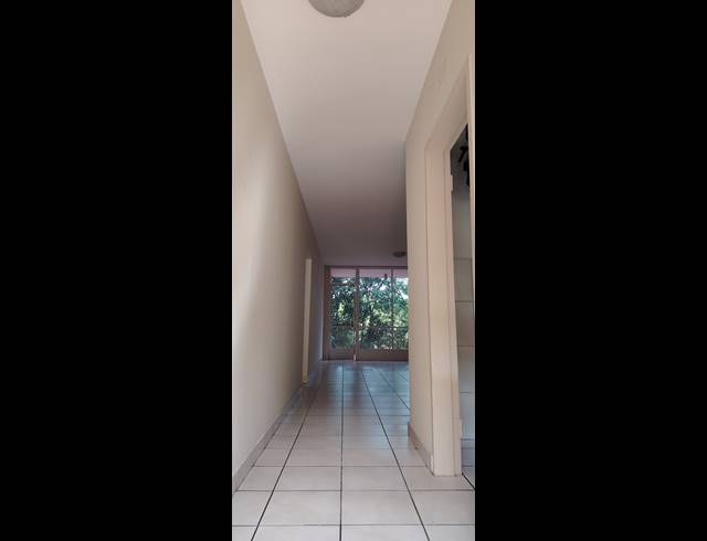 2 BEDROOM APARTMENT FOR SALE IN RANDBURG CENTRAL